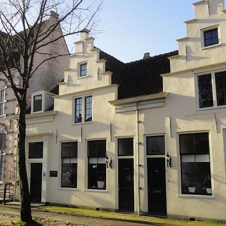 Achterom 7 Bed & Breakfast Hoorn  Bagian luar foto